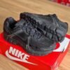 NIKE VOMERO 5