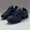 NIKE SHOX