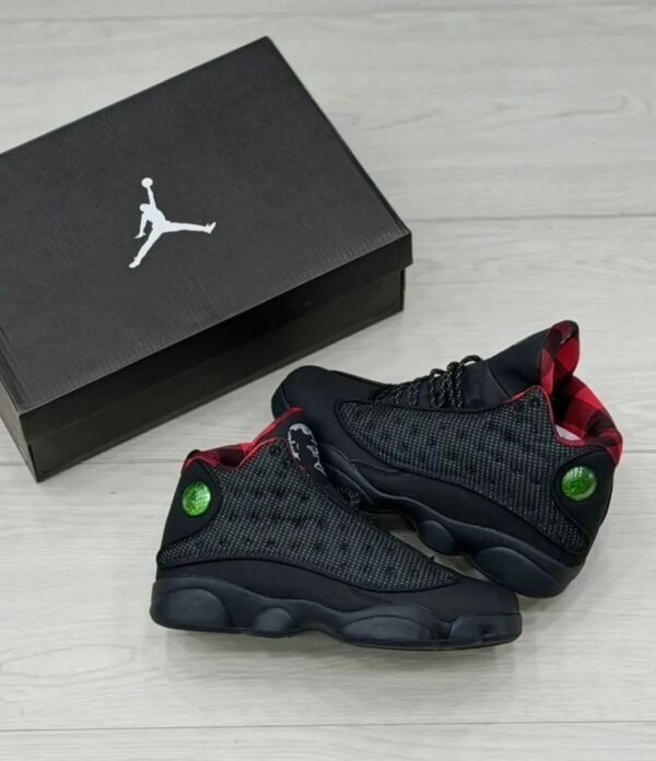JORDAN 13
