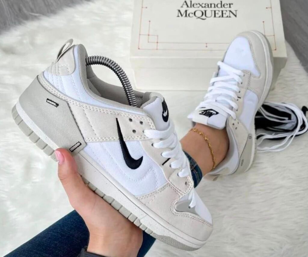 NIKE SB DISRUP
