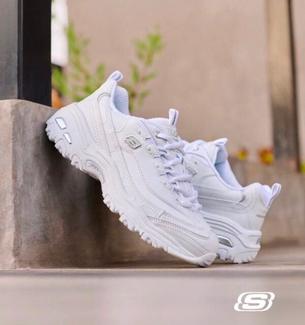 SKECHERS D