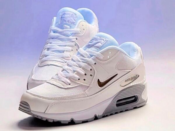 NIKE AIR MAX 90