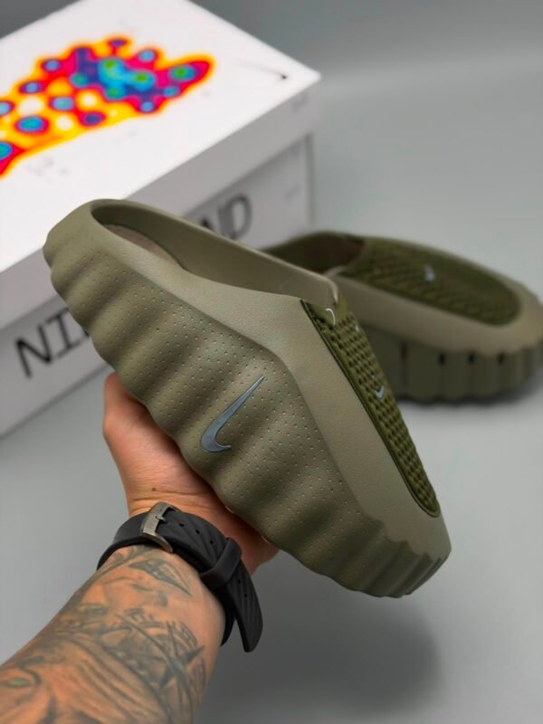 NIKE MILT