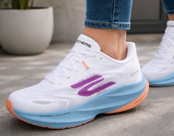 SKECHERS