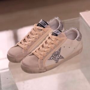 GOLDEN GOOSE