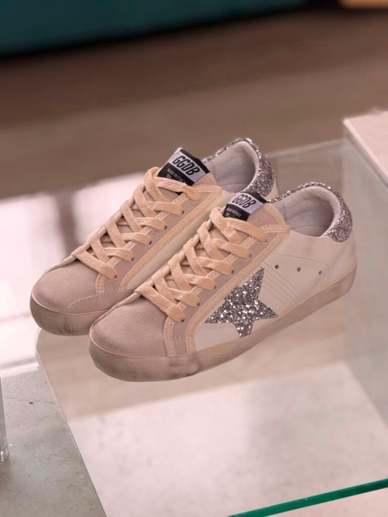 GOLDEN GOOSE