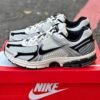 NIKE VOMERO 5