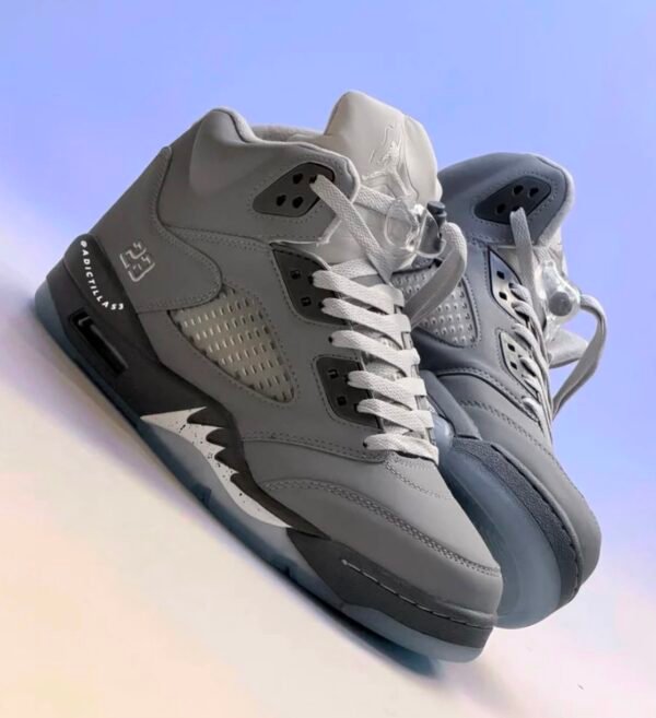 JORDAN 5