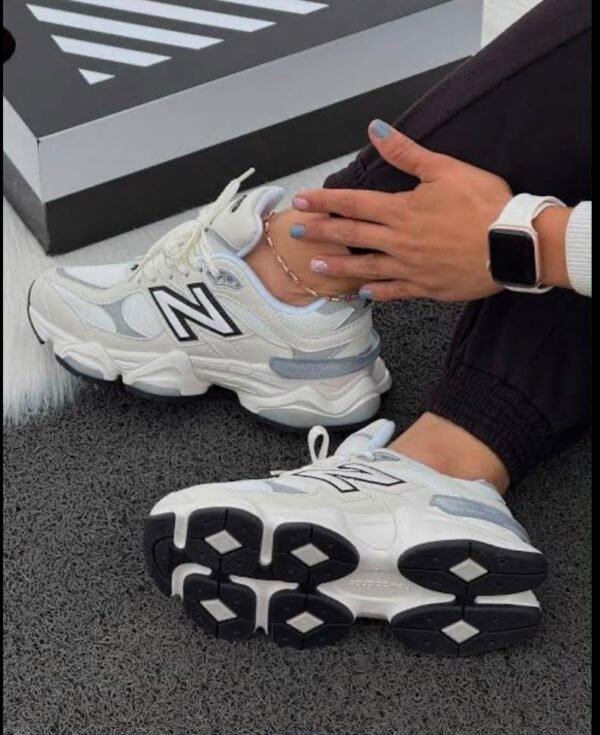 NEW BALANCE 9060 D