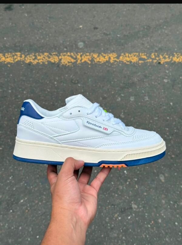 REEBOK CLASIC