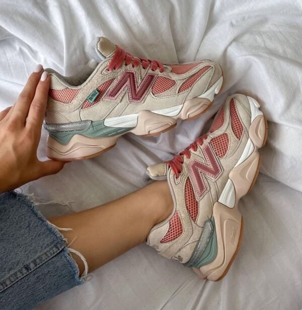 NEW BALANCE 9060 D