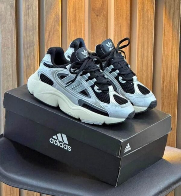ADIDAS OZMILEN