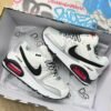 NIKE COMAND