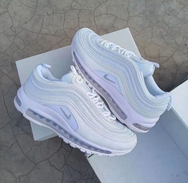 NIKE AIR MAX 97
