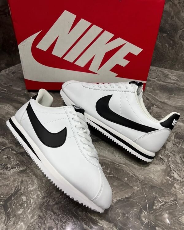 NIKE CORTES