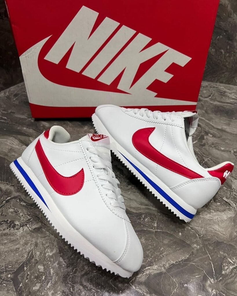 NIKE CORTES