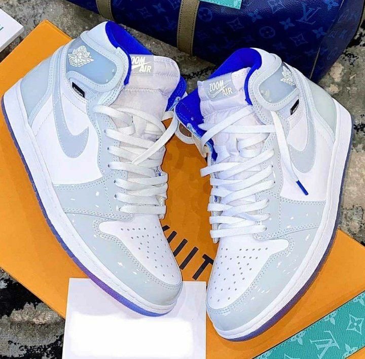 JORDAN 1