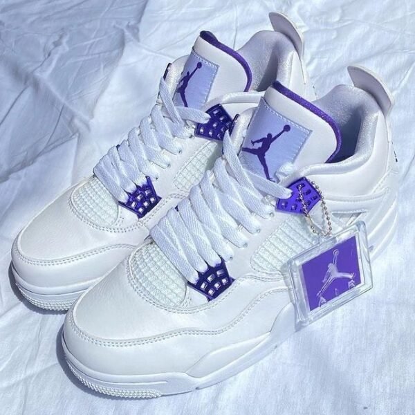 JORDAN 4