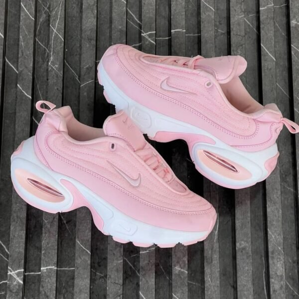 NIKE RICER
