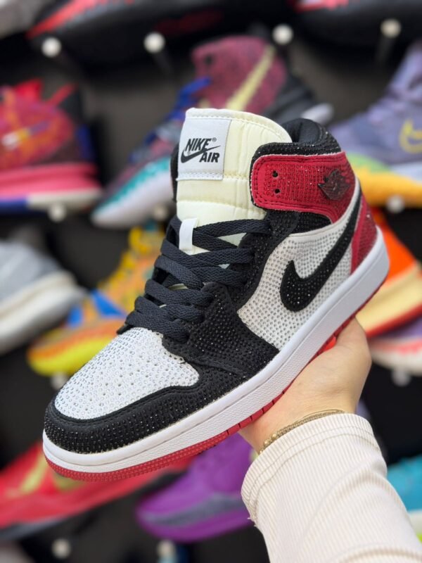 JORDAN 1 PERLADAS