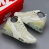 NIKE AIR