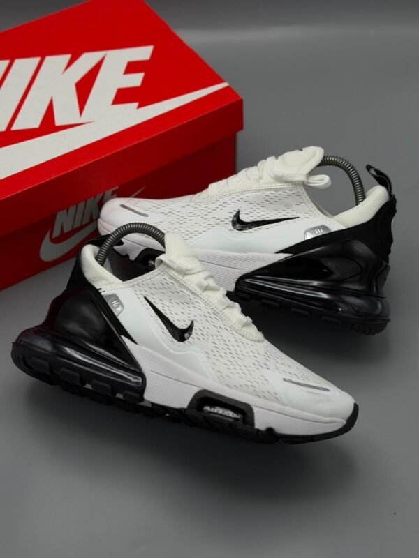 NIKE AIR