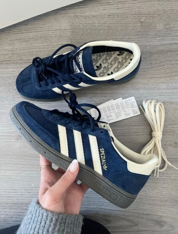 ADIDAS SPEZIAL
