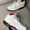 JORDAN 5