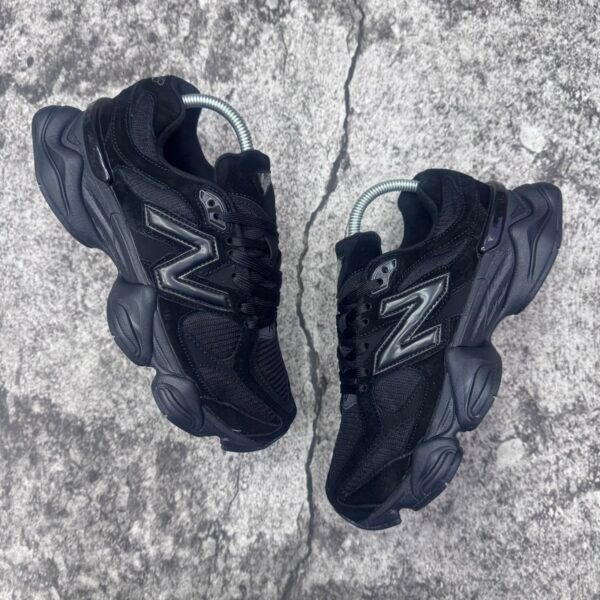NEW BALANCE 9060 D