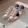 GOLDEN GOOSE