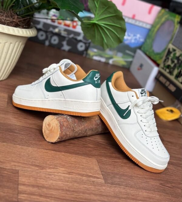 NIKE FORCE ONE