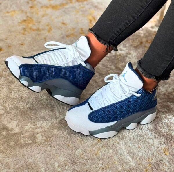 JORDAN 13