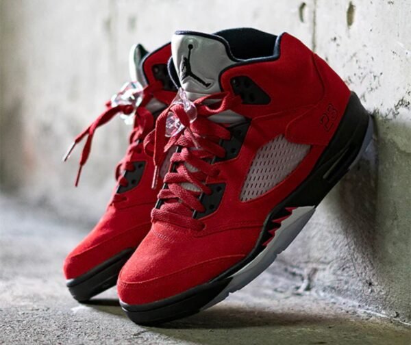 JORDAN 5