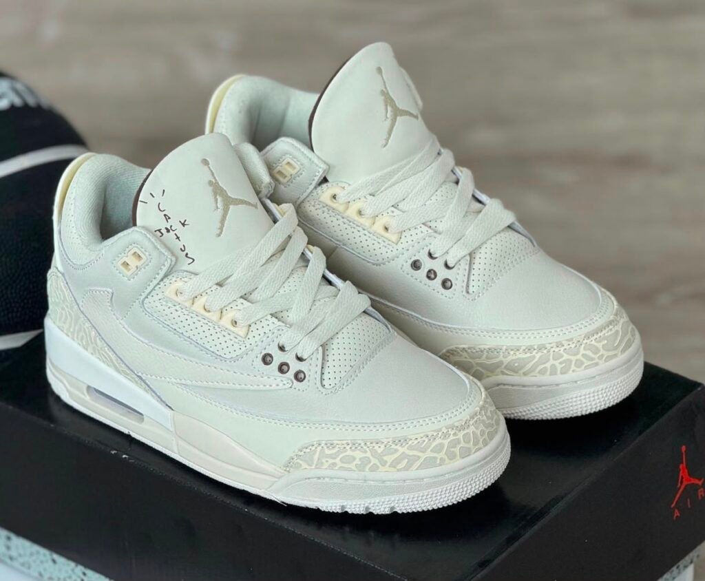 JORDAN 3 TRAVIS SCOTT