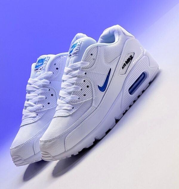 NIKE AIR MAX 90