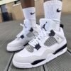 JORDAN 4