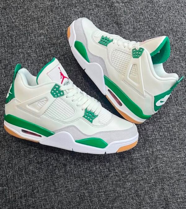 JORDAN 4