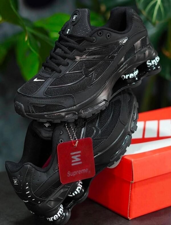 NIKE SHOX SUPRIME