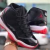 JORDAN 11