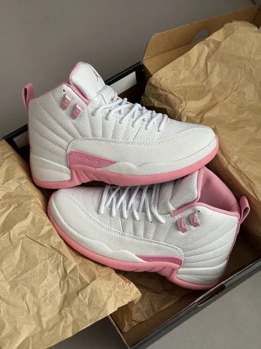 JORDAN 12 DAMA