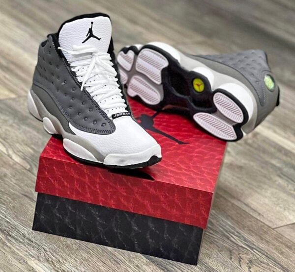 JORDAN 13